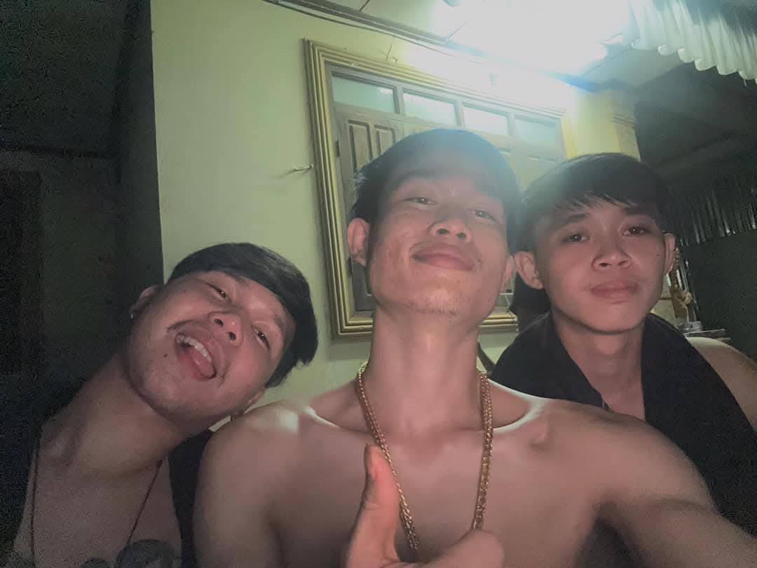 5630Khone's tweet photo. ບ່ໍໄຫລບໍ່ຫຍັງ🤣😅 https://t.co/YXOJYVIvq4