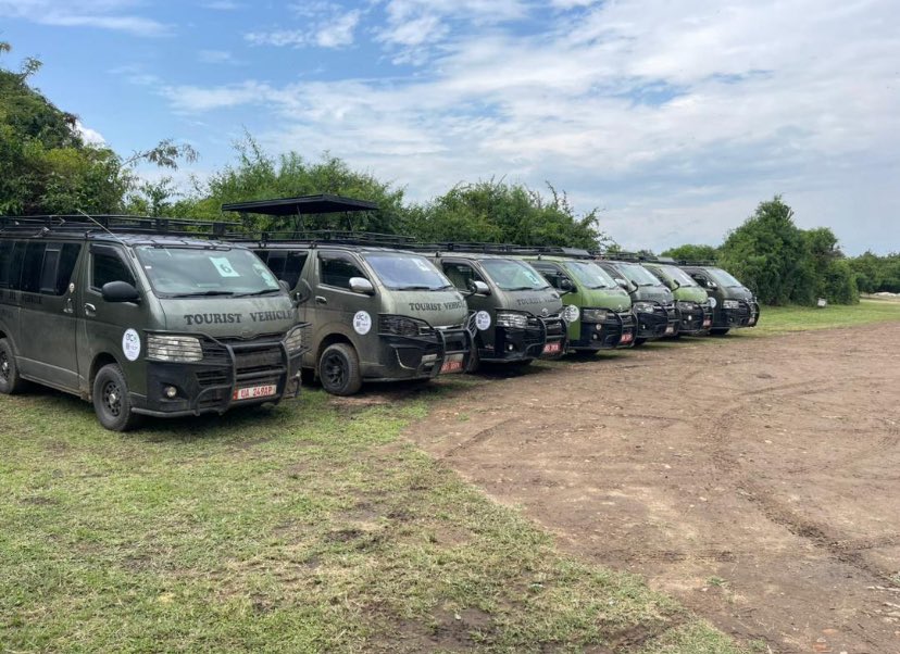 Good morning beautiful people. May you all be blessed this new week. Muvubuka is trying again today. Let’s go wild with Round Sky safaris. Your trusted travel partner