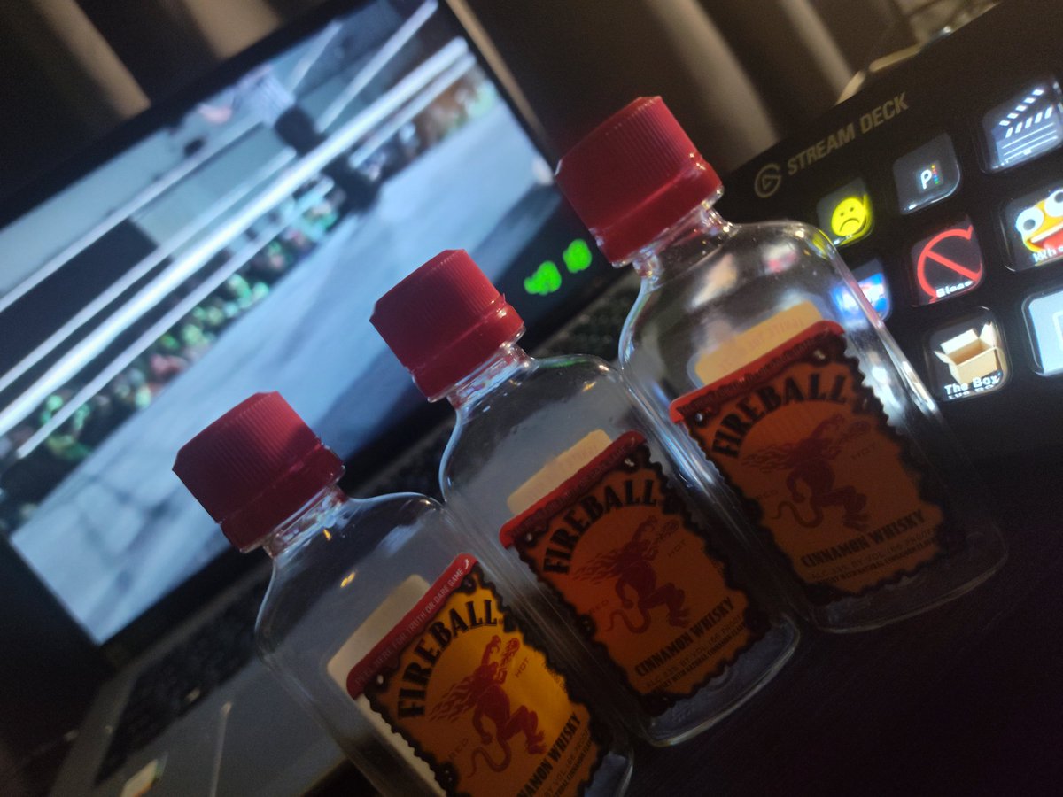 GrittyUrbanSaga's tweet photo. Having a fun stream evening with #TeamGritty https://t.co/g5oYYwKlcN