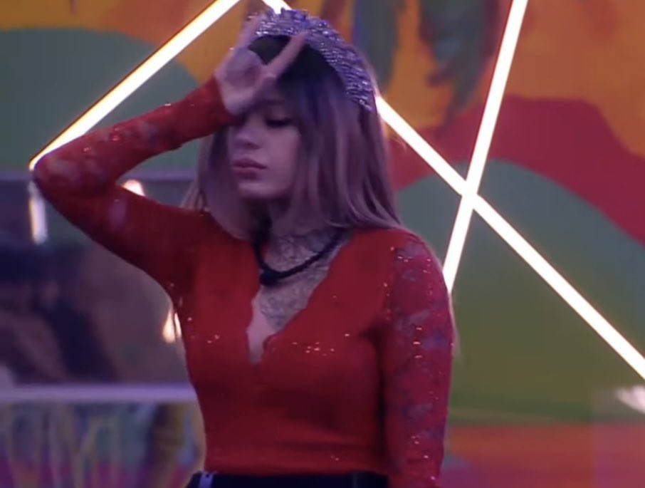 Melissa dando spoiler gráfico a kanina, antes de decir que altamueble le tocó la nalga a Laura. 

#LaCasaDeLosFamososCol
#LaCasaDeLosFamososCol2 
#LaCasaDeLosFamososColombia
#LCDLFCOL #MelissaGanadora #VotaPorMelissa
