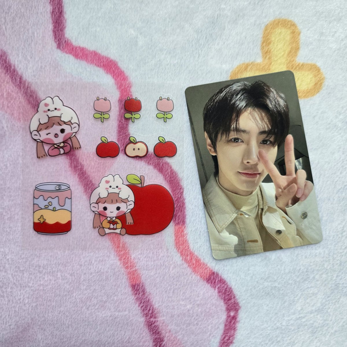 onecheddar's tweet photo. after ilang taon, nagpakita rin sha saken 😭 thank you po so much @hanniebaeks nakauwi na ang pogi sakin 🥹🫶🏻 https://t.co/IzR2WMjEd4