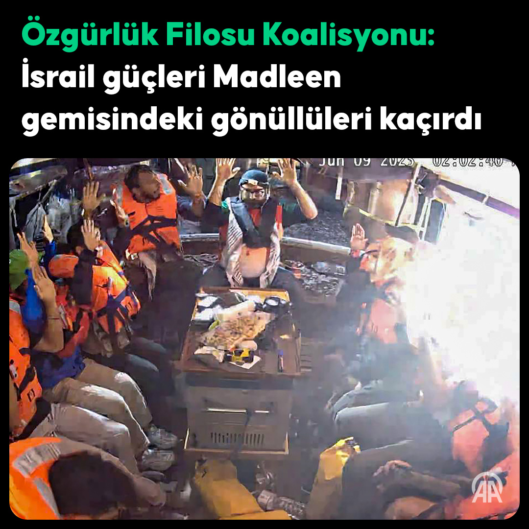 Özgürlük Filosu Koalisyonu: İsrail güçleri Madleen gemisindeki gönüllüleri kaçırdı

⬛️ Özgürlük Filosu Koalisyonu'nun (Freedom Flotilla Coalition) Telegram hesabından yapılan açıklamada, gemideki duruma ilişkin bilgi verildi  

⬛️ İsrail ordusunun Madleen gemisine müdahale ettiği
