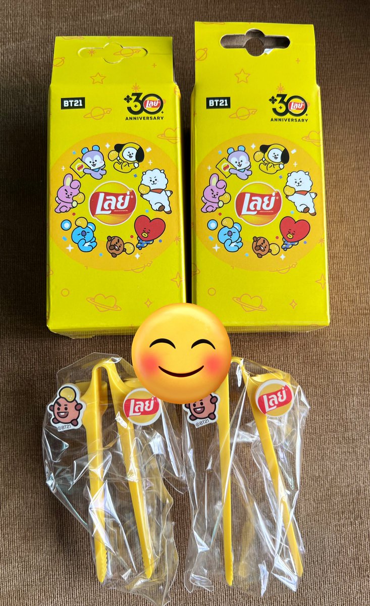 vvan_shop's tweet photo. แจก!!!! ตะเกียบพรีเมี่ยม เลย์xBT21 ส่งฟรีทั่วไทย อีก 2 รางวัล

กติกา เพียงกดแชร์ + กดติดตามร้าน

ประกาศผล 13/6 ทุ่มตรง 

มาร่วมกิจกันเยอะๆน้า #ตลาดนัดบังทัน #ของสะสมบังทัน #BT21xLays https://t.co/ShnLI2e9Cv