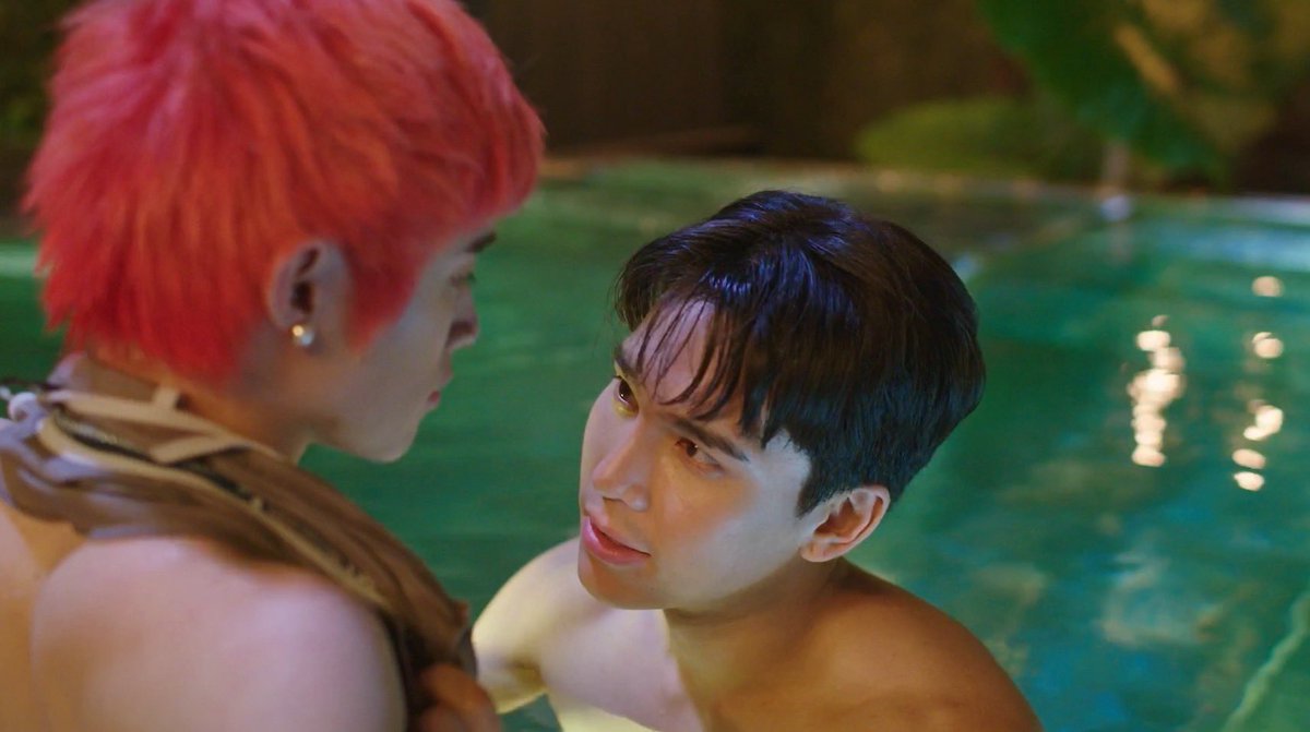 ปังไม่ไหว! งาน “SUNTINY THE FIRST MAGIC” บัตร Sold Out ทุกที่นั่งใน 4 นาที
“แม้ก-ณฐ” ชวนแฟนๆ ดูซีรีส์ SUNTINY หรือ…อลวนที่พรหมลิขิต ตอนแรก พร้อมกันที่โรงหนัง ก่อนใคร!

เรียกได้ว่าเปิดตัวได้ ปังแบบไม่มีพัก สำหรับซีรีส์วายสลับร่างมาแรงแห่งปี “SUNTINY” กับอีเวนท์พิเศษ SUNTINY THE