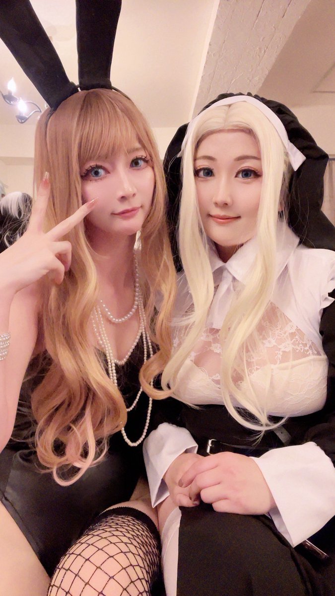 今更ながら昨日はなたちんのいつもの集いに行ってきました✨
綺麗やら可愛いやらかっこいいやらな人たちに囲まれてまったり最高！！
チップをねじ込みつつねじ込まれつつ楽しかったー！なたちんいつもありがと〜！
そして安定の自撮りはもらうスタイルでMIREIちゃんからもらったよ！
 #なたマネフェス