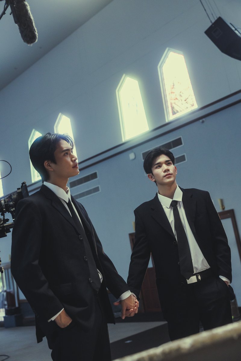 Ticket To Heaven เด็กชายไม่ไปสวรรค์ 2M Views🎉
ขอบคุณสำหรับกำลังใจที่ให้เด็กชาย 2 น้า👦🏻🕊️   

#TicketToHeaven
#GMMTV 
<a href="/gemini_ti/">gemini_nt</a> <a href="/tawattannn/">FOURTH</a>