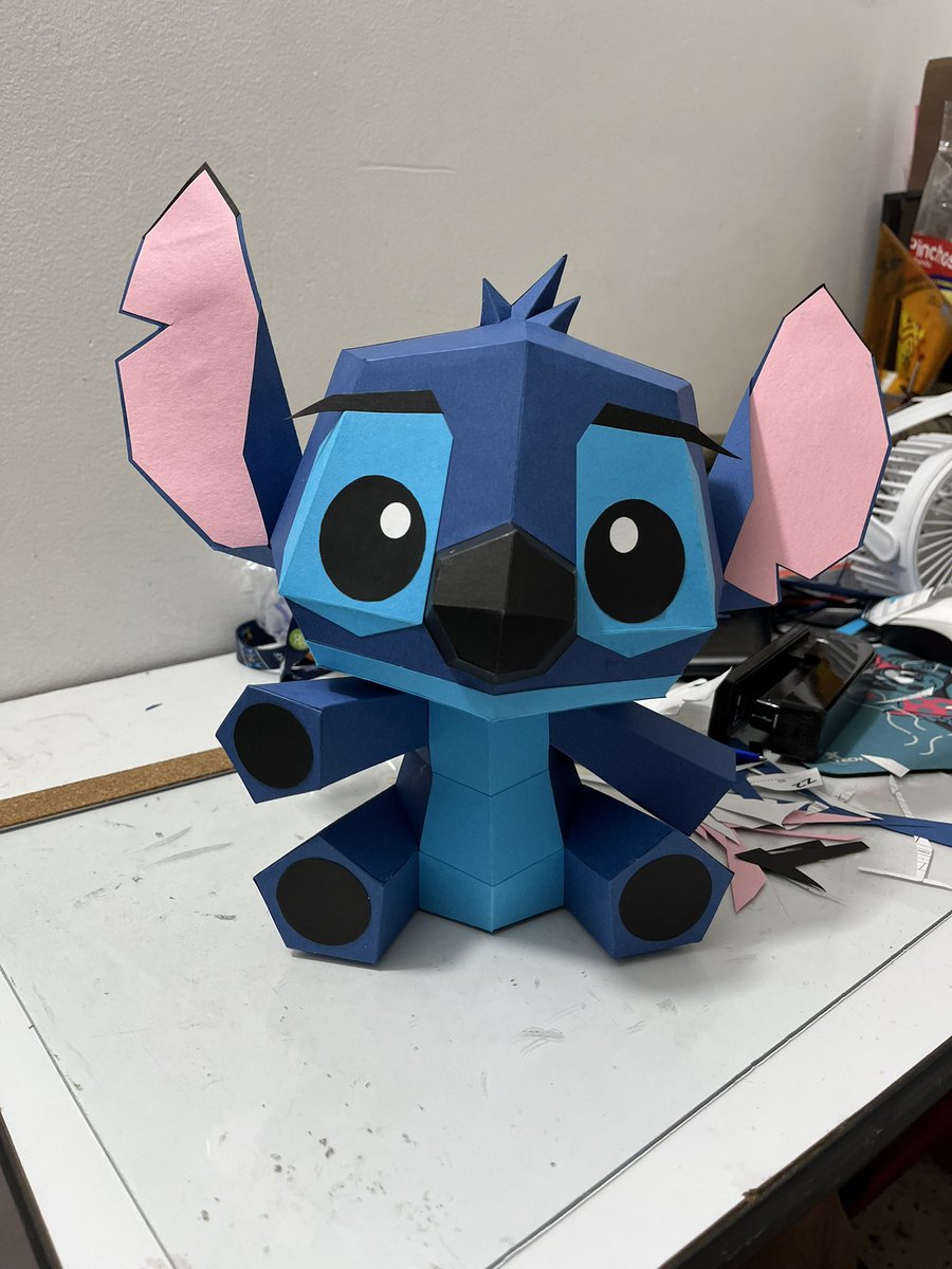 Ch93guso93's tweet photo. #viralvideo #disney #world #art #LiloAndStitch #stich #terminado en mi perfil de Instagram angka.paper https://t.co/Ib907Zp8PK
