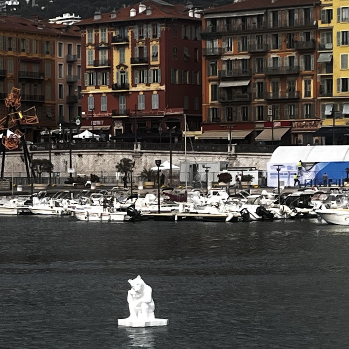 DL_Mortimer's tweet photo. Dozens of heads of state and government descending on Nice today for the @UN Ocean Conference. Polar bear statues floating in the harbour are here to remind them of the damage that we’re inflicting on the ocean. We’ll be live all day, here: https://t.co/8AcDXGfu2L 
#SaveOurOcean https://t.co/SzNva3EITt