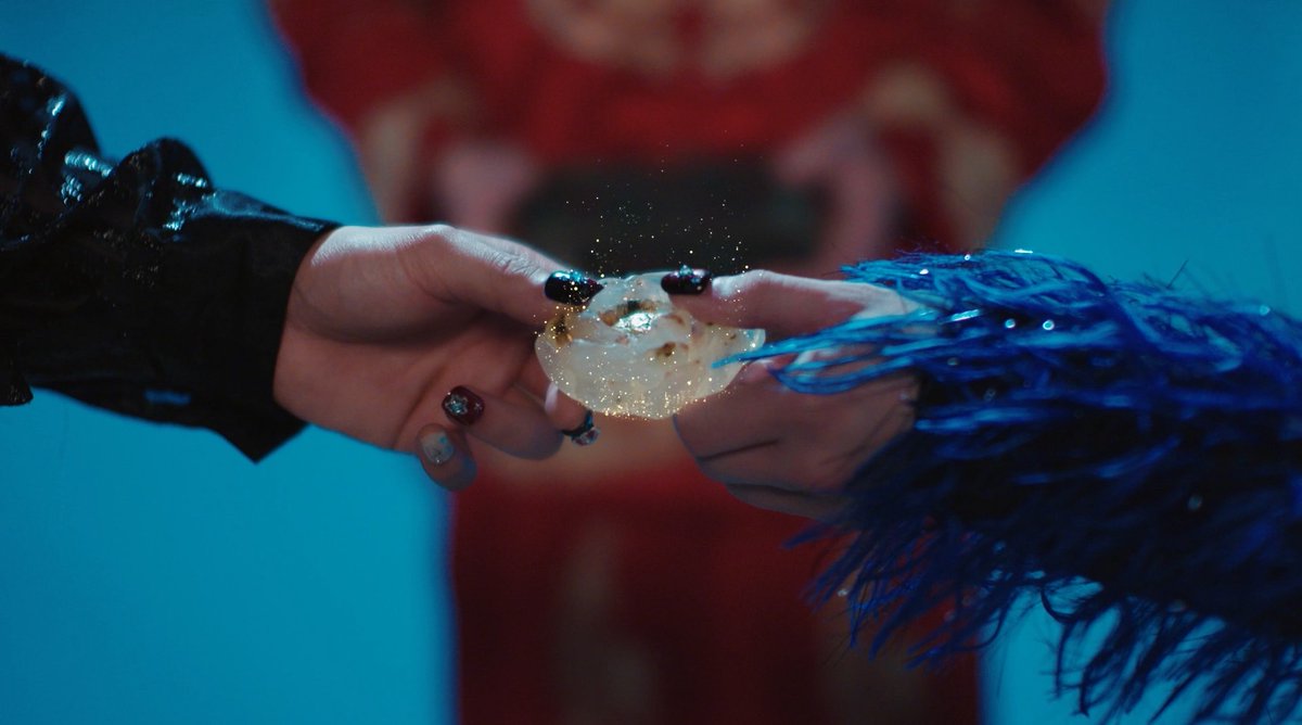 ปังไม่ไหว! งาน “SUNTINY THE FIRST MAGIC” บัตร Sold Out ทุกที่นั่งใน 4 นาที “แม้ก-ณฐ” ชวนแฟนๆ ดูซีรีส์ SUNTINY หรือ…อลวนที่พรหมลิขิต ตอนแรก พร้อมกันที่โรงหนัง ก่อนใคร!

#mmaxmax #natasitt
#MaxNat #แม้กณฐ
#SUNTINYTheFirstMagic

อ่านข่าวเพิ่มเติมได้ที่ web.facebook.com/OneTruthPressC…