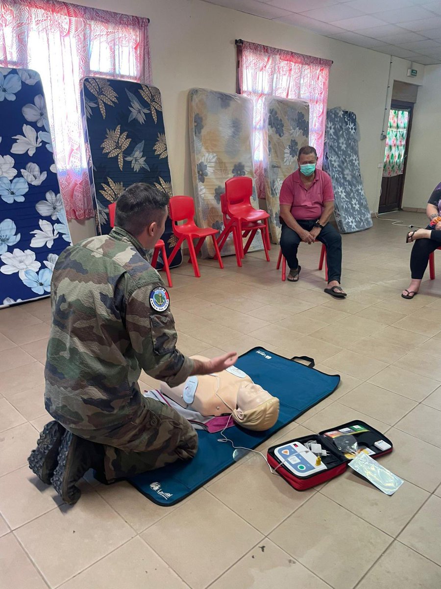 Le RIMaP-P est déployé aux Marquises pour l’exercice VARUA TOA de secours aux populations. Grâce aux capacités de projection des FAPF, le BOUGAINVILLE de la Marine et l’avion de transport CASA, environ 150 soldats déployés pour des missions d’assistance et s’entrainer au secours