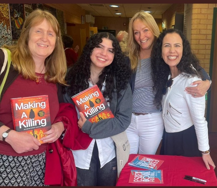 Such a lovely day in Maldon for @essexbookfest. Great to meet <a href="/VickyBall3/">Vicky</a> and so many other wonderful booky people