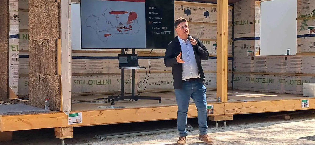 woodforfuture's tweet image. 🌱 @woodforfuture e #IberoLam T&T participaron en #MálagaBio, foro sobre construcción sostenible con producto local.
🏗️ Presentaron el sistema MCLamBS, solución híbrida madera-hormigón de baja huella de carbono.
🔗 life-woodforfuture.eu/life-wood-for-…
#LIFEProgramme #LIFEproject