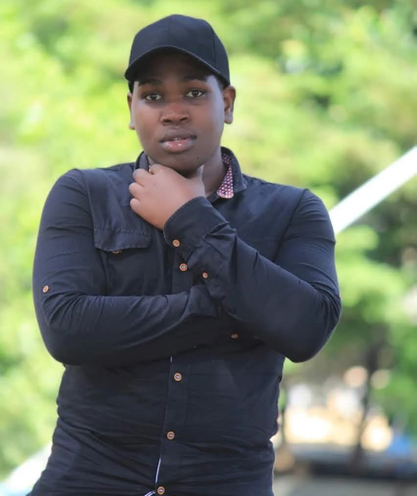 Iam doing it do that they save me when my time comes,no one is safe in this country.Let's Retweet widely for you might be next #JusticeForAlbertOjwang #FreeMuindeNow <a href="/Kibet_bull/">Yoko</a> <a href="/_James041/">I am Chege</a> <a href="/AokoOtieno_/">Maverick Aoko</a>