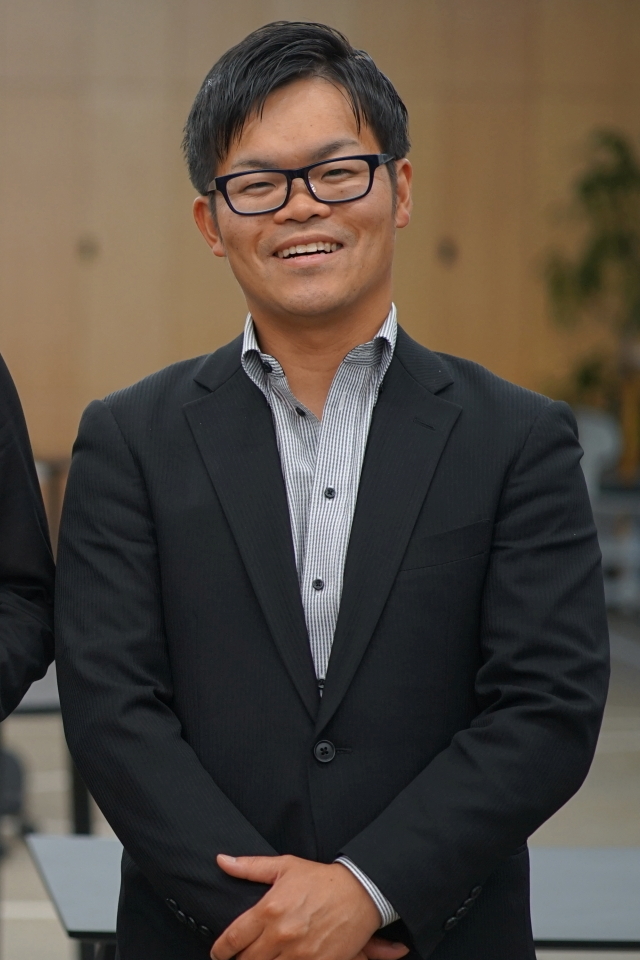 【開催予告】
7/4(金) 戸辺誠七段【対面】指導対局会 nekomado.com/news/13388/
金曜夜の開催です。
18:30-20:00/20:45-22:15の2コマ、お仕事帰りにいかがでしょう？
各6名の募集（先着順）です。
明日6/10（火）正午よりお申込受付開始いたします。