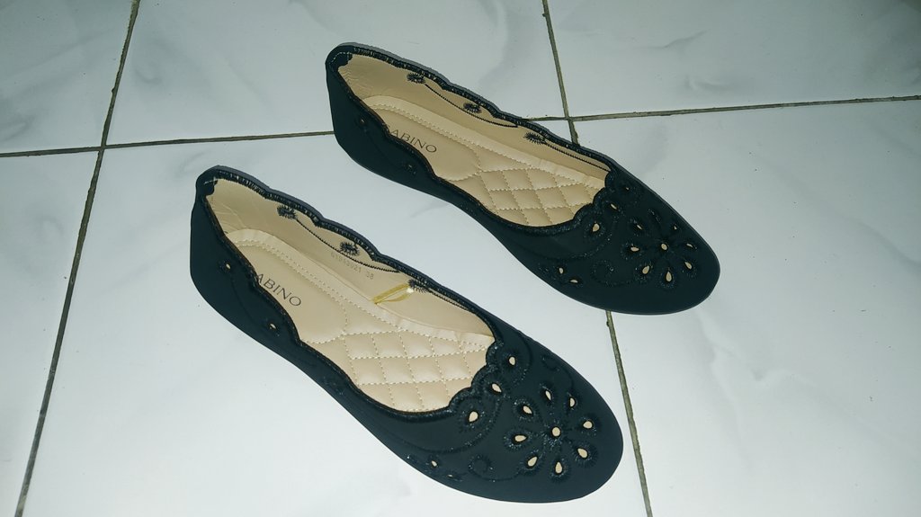 zahlupp's tweet photo. WTS
Flatshoes Gabino warna hitam, bermotif, ukuran 38, dijual rugi 100k aja bisa nego, masih baru yaa, dijual karena salah ukuran, untuk detail ada foto di bawah, yang minat bisa dm 🤗 https://t.co/7poLpjYv87