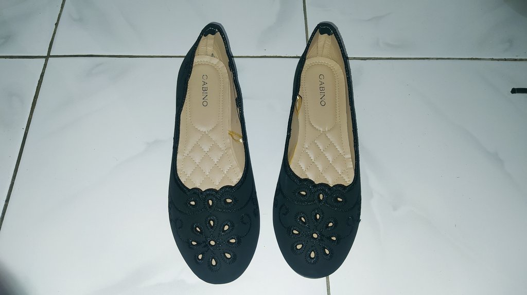 zahlupp's tweet photo. WTS
Flatshoes Gabino warna hitam, bermotif, ukuran 38, dijual rugi 100k aja bisa nego, masih baru yaa, dijual karena salah ukuran, untuk detail ada foto di bawah, yang minat bisa dm 🤗 https://t.co/7poLpjYv87