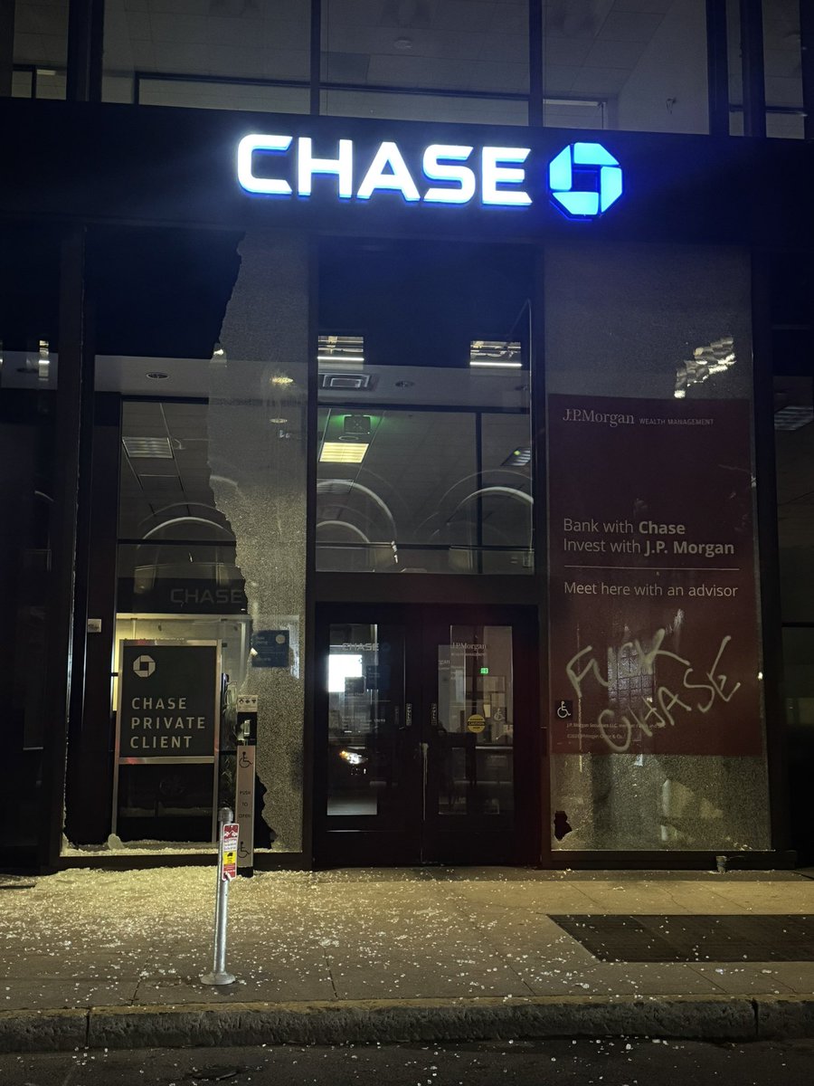 San Francisco California, Sunday 6/8 10:45pm