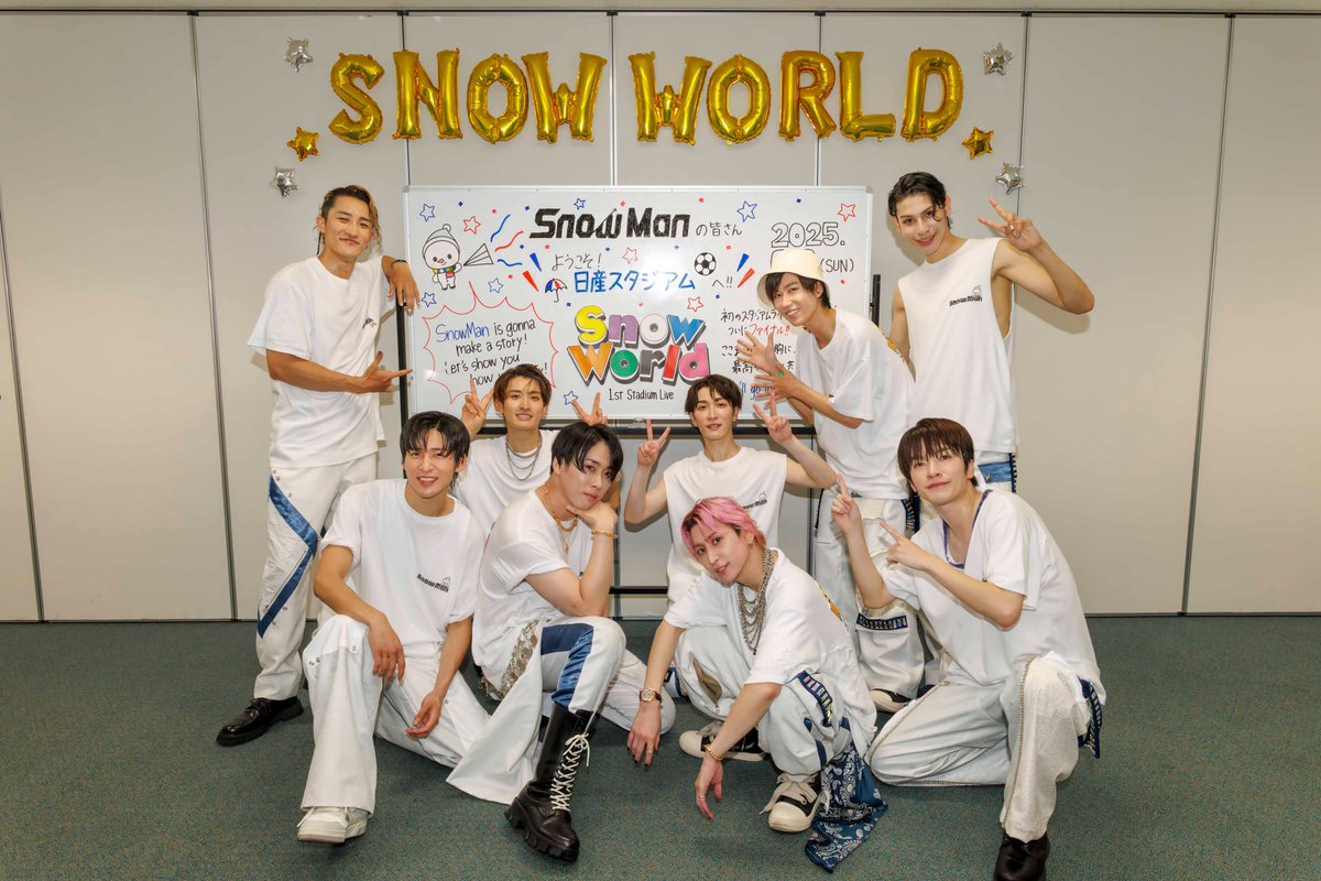 Snow Man 1st Stadium Live Snow World 5年間の軌跡を胸に、初の