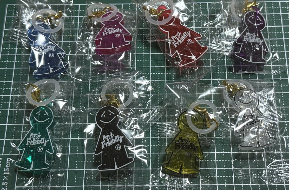 atsu_hana07's tweet photo. MR.FRIENDLY ミスターフレンドリー 交換
キラキラ めじるしアクセサリー ガチャガチャ
譲) オレンジ以外
求) オレンジ (複数求めてます)
郵送交換希望
お気軽にお声掛け下さい。
#MRFRIENDLY #ミスターフレンドリー https://t.co/mIwxrSxZXj