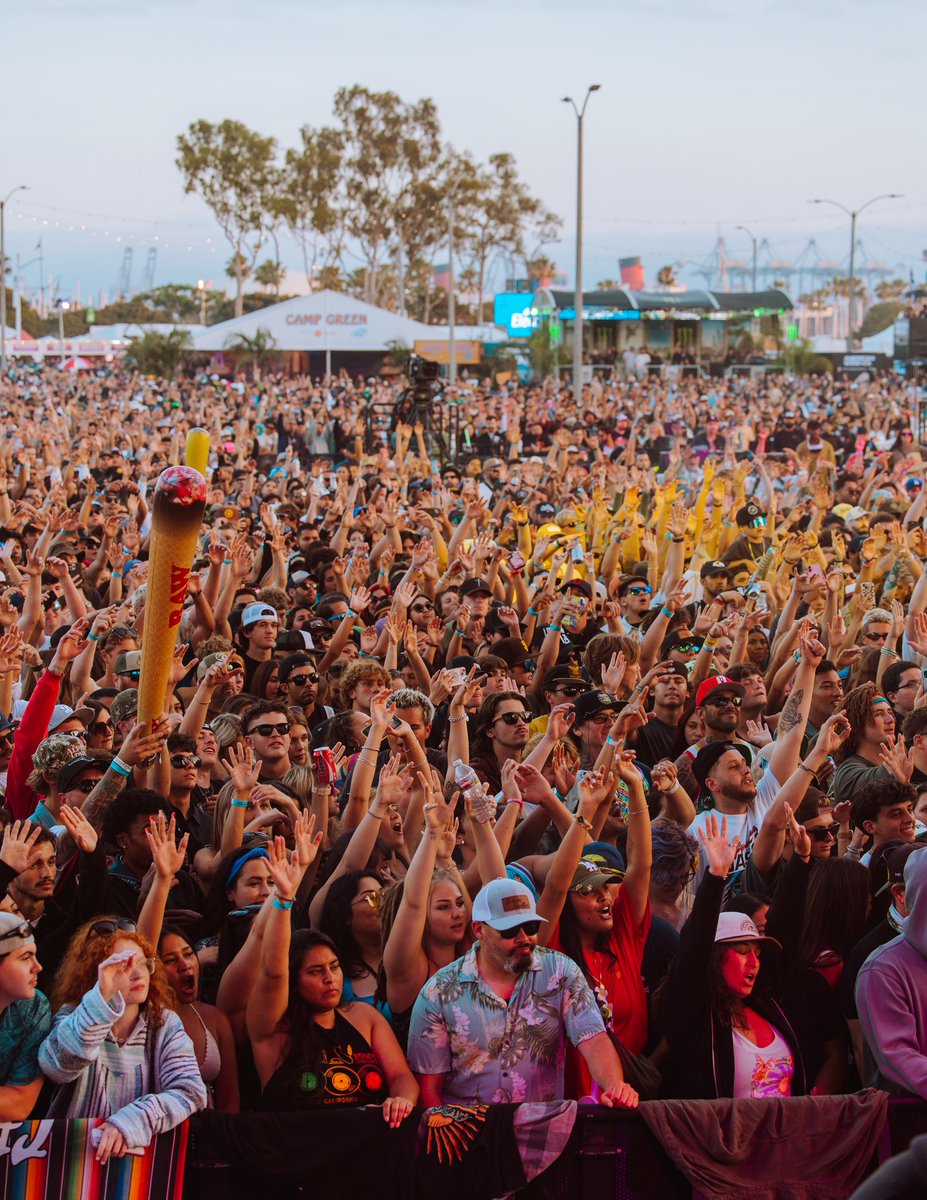 CaliVibesFest (@calivibesfest) on Twitter photo We found the courage to Grow 💚
<a href="/RebelutionMusic/">Rebelution</a> reminded us that growth is soulful, powerful, and loud.
If you felt it too, drop a 🌱 We found the courage to Grow 💚
<a href="/RebelutionMusic/">Rebelution</a> reminded us that growth is soulful, powerful, and loud.
If you felt it too, drop a 🌱