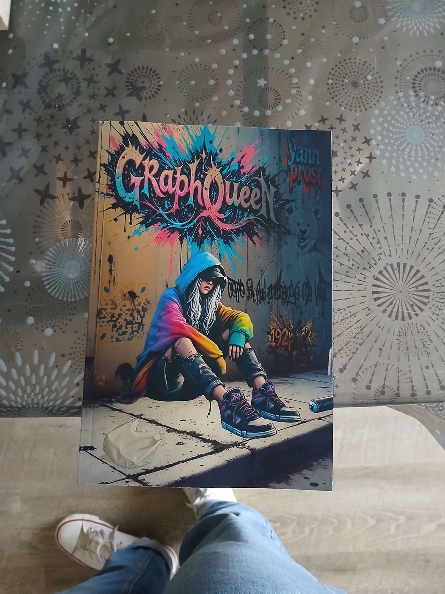 192pack's tweet photo. vous aussi si vous aves achetez la version papier, n'hésitez pas à partagé une photo de votre exemplaire, avec vos pieds...ou pas. 😆
https://t.co/04lIKOTM5j
#graphqueen #192pack #Résilience #Art #Graffiti #IA #Inspiration #HistoirePersonnelle #Livre #Amazon #Transformation https://t.co/6fcoC3tBhd