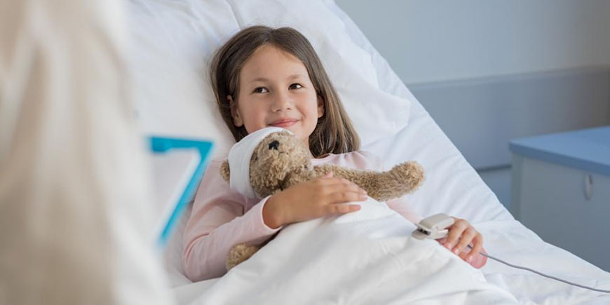 Ni tienen alma, ni vergüenza.
Los niños, víctimas del abandono de Moreno Bonilla de la sanidad pública.
"En Andalucía, los cuidados paliativos pediátricos no existen más allá de las tres de la tarde, ningún niño debería morir sin un profesional a su lado".