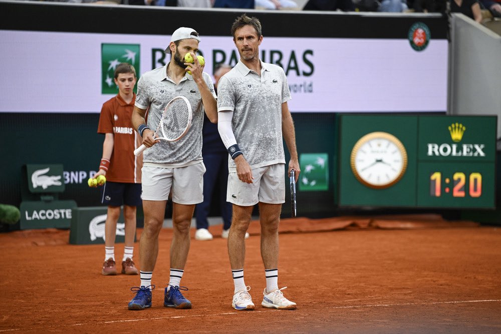 EdouardRogerVasselin tweet media