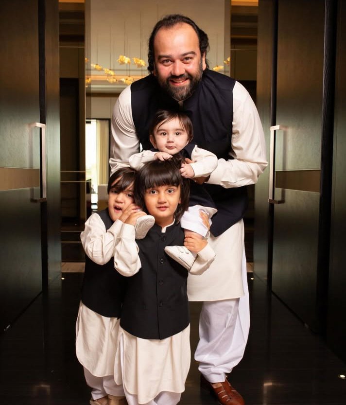 Maryam Bhutto (@bhuttomaryam) on Twitter photo Bibi <a href="/BakhtawarBZ/">Bakhtawar B-Zardari</a>'s sweetest family — may they forever be in Allah’s protection. ♥️🧿♾️ Bibi <a href="/BakhtawarBZ/">Bakhtawar B-Zardari</a>'s sweetest family — may they forever be in Allah’s protection. ♥️🧿♾️