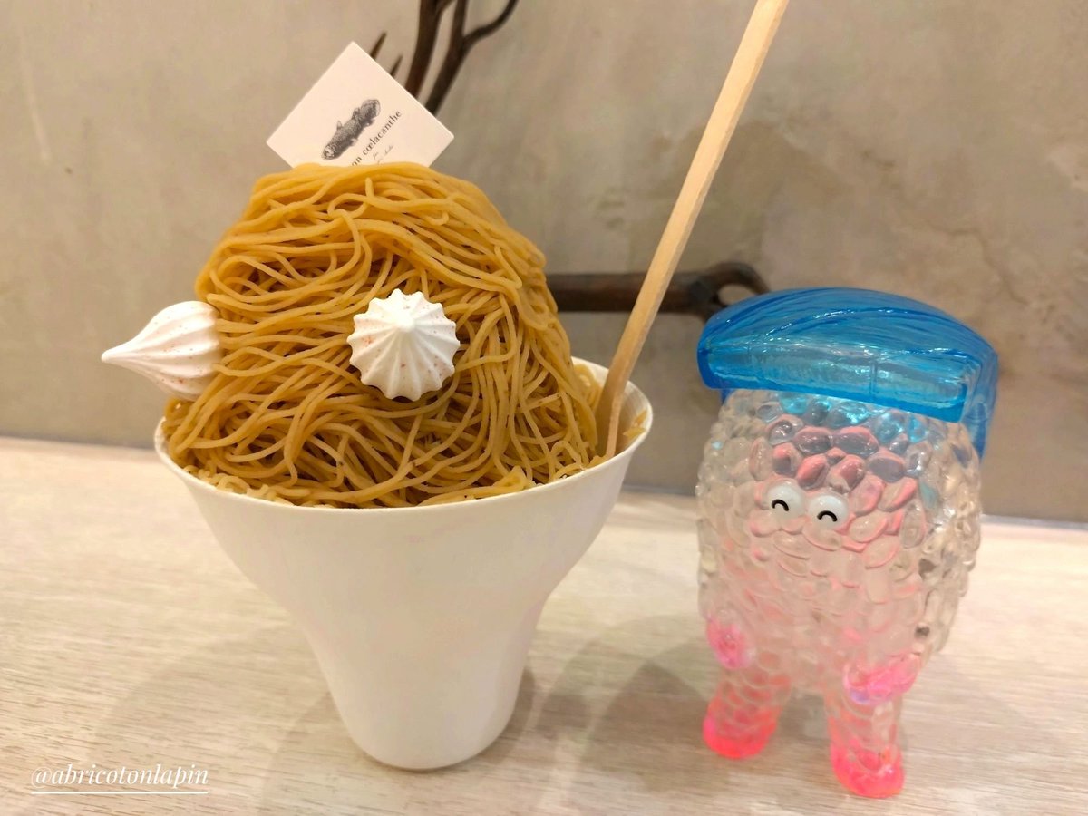 abricotonlapin's tweet image. #スシエルエー
①②「メゾンシーラカンス(仙台)」
グラスパルフェ ラ キュイエット(ミガキイチゴ、欅ジンと金箔ジュレ、ティラミスジェラート他)
※多分今はマスクメロンのパルフェに切り替わり🙇
と極細1mmモンブランソフトクリーム
③「kazunori ikeda individuel(仙台)」の🍰テイクアウト😋…