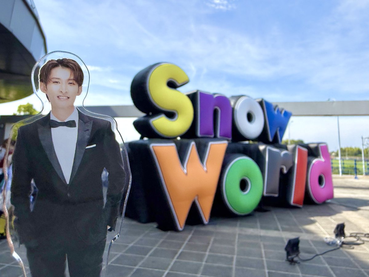 Snow Man 1st Stadium Live Snow World日産スタジアム公演初日