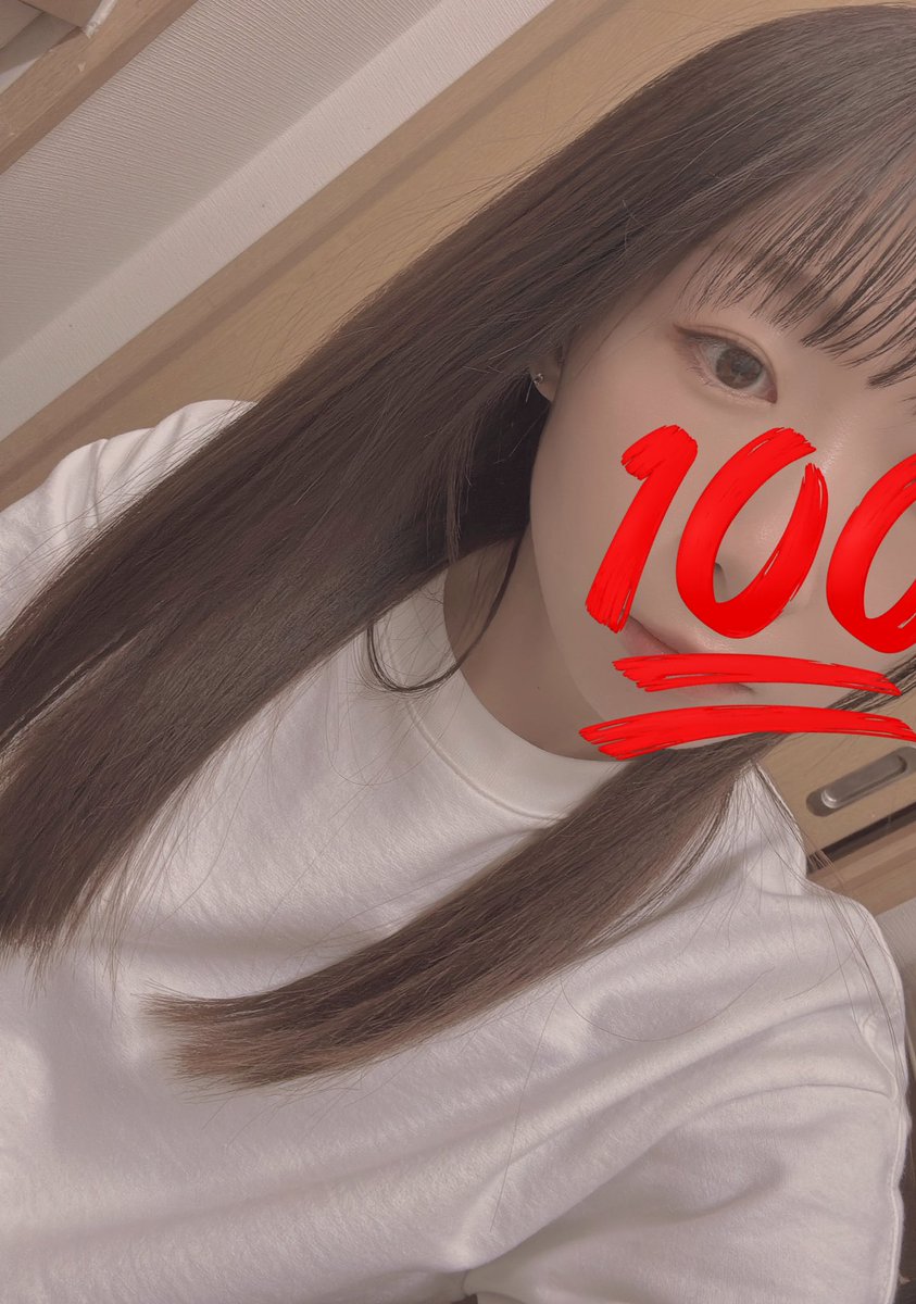 いっそがし過ぎた。腱鞘炎おばさんがんばった、、死んだ目。髪切りたいけど切ったら切ったで後悔する定期便