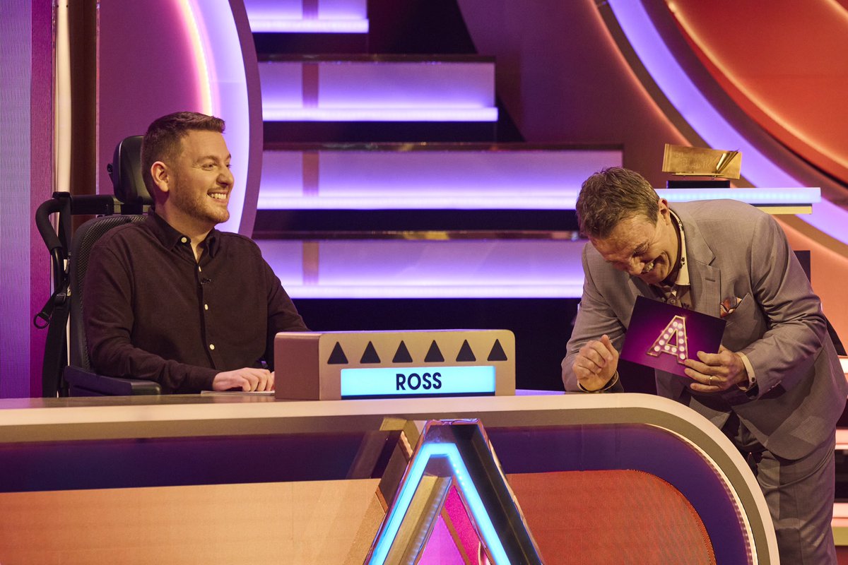 Fancy a laugh? Catch me on #BlanketyBlank TONIGHT! 

BBC1 8pm 😱🎥