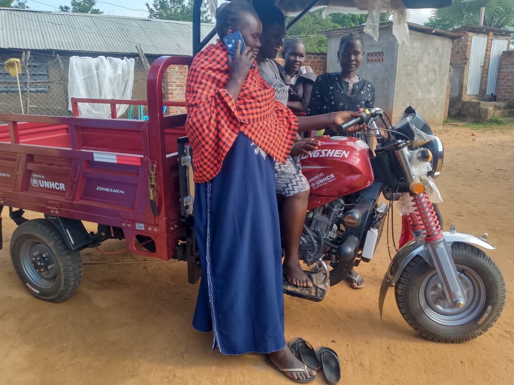 ReliefWomen's tweet photo. #Torit: #SouthSudan: Ever Green Women Group of Himodonge Payam, is one of the @ReliefWomen's vegetable growing beneficiaries received the mean of transport from @UNHCRSouthSudan to boost their transportation of their vegetable products from garden to the markets in Torit County. https://t.co/vu7SxBaScO