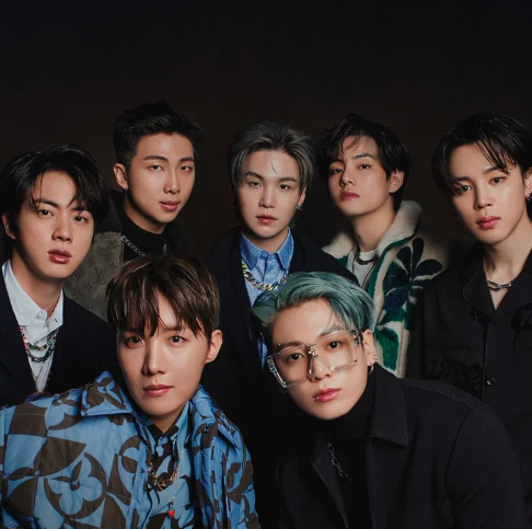 About Music tweet media