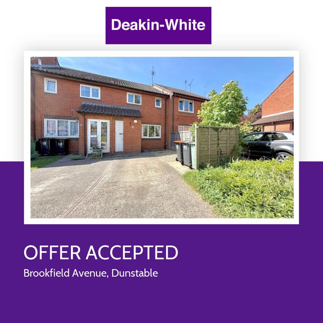 🔑 OFFER ACCEPTED
Thinking of selling your home?
☎️ Call us on 01582 343 548
📲 Message us via psh.pt/u6dj6j6