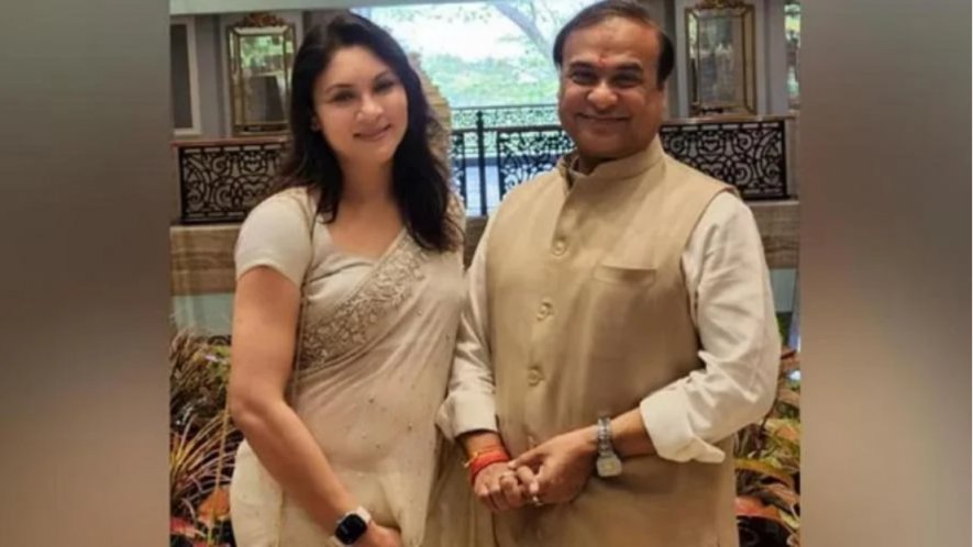 Nang Lucky Gogoi/নাং লাকী গগৈ (@nanglucky) on Twitter photo অসমৰ মাননীয় মুখ্যমন্ত্ৰী ড৹ হিমন্ত বিশ্ব শৰ্মা ডাঙৰীয়া আৰু তেওঁৰ জীৱন সংগিনী শ্রীযুতা ৰিণিকি ভূঞা শৰ্মা ডাঙৰীয়ানীলৈ বিবাহ বাৰ্ষিকীৰ শুভেচ্ছা জ্ঞাপন কৰিছোঁ।
<a href="/himantabiswa/">Himanta Biswa Sarma</a> <a href="/rinikibsharma/">RINIKI BHUYAN SHARMA</a> অসমৰ মাননীয় মুখ্যমন্ত্ৰী ড৹ হিমন্ত বিশ্ব শৰ্মা ডাঙৰীয়া আৰু তেওঁৰ জীৱন সংগিনী শ্রীযুতা ৰিণিকি ভূঞা শৰ্মা ডাঙৰীয়ানীলৈ বিবাহ বাৰ্ষিকীৰ শুভেচ্ছা জ্ঞাপন কৰিছোঁ।
<a href="/himantabiswa/">Himanta Biswa Sarma</a> <a href="/rinikibsharma/">RINIKI BHUYAN SHARMA</a>