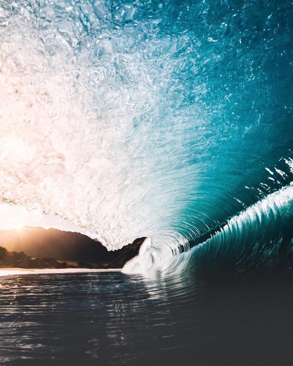 Inside a wave in Hawaii 🌊