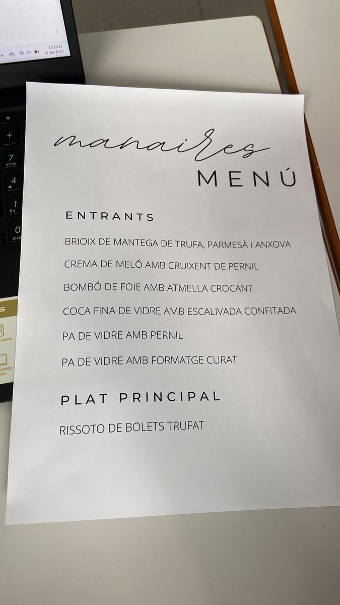 Crec que viurem el millor dinar de la història de #manairesfacts gràcies <a href="/losmarracos/">Los Marracos de la UdL</a>