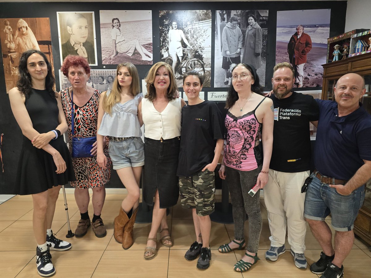 Juventudes Plataforma Trans 🏳️⚧️ (@juvplataftrans) on Twitter photo 🏳️⚧️ #EspacioTransMadrid Formación al Voluntariado: como abordar una denuncia por transfobia, la falta de cumplimiento o negación de un derecho, por parte de alguna administración.
¡Conoce tus derechos, para poder exigirlos !
Contacta: espaciotrans@plataformatrans.es 🏳️⚧️ #EspacioTransMadrid Formación al Voluntariado: como abordar una denuncia por transfobia, la falta de cumplimiento o negación de un derecho, por parte de alguna administración.
¡Conoce tus derechos, para poder exigirlos !
Contacta: espaciotrans@plataformatrans.es