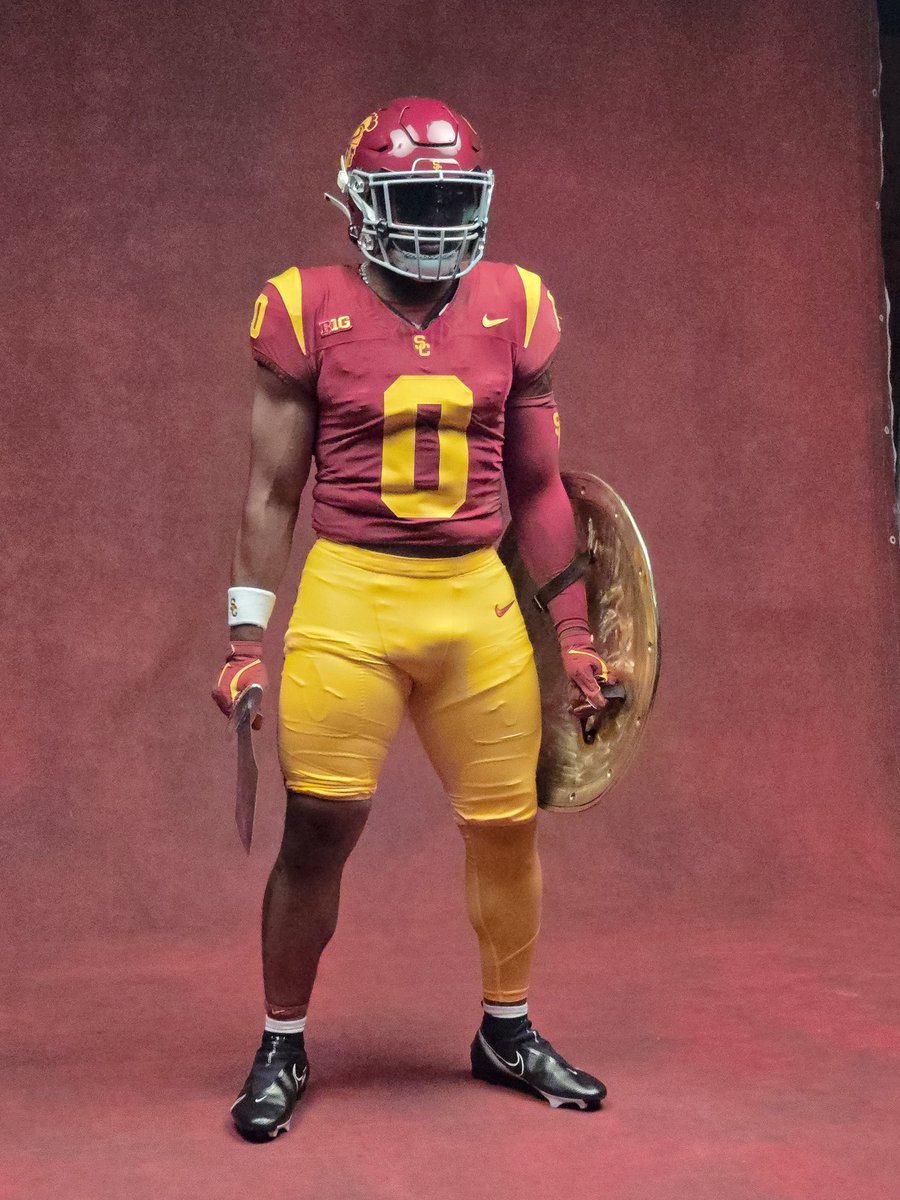 _ro247's tweet image. Battle tested & ready for war!!! @shahnalston3 Let's Gooooo... ✌🏾 Fight On