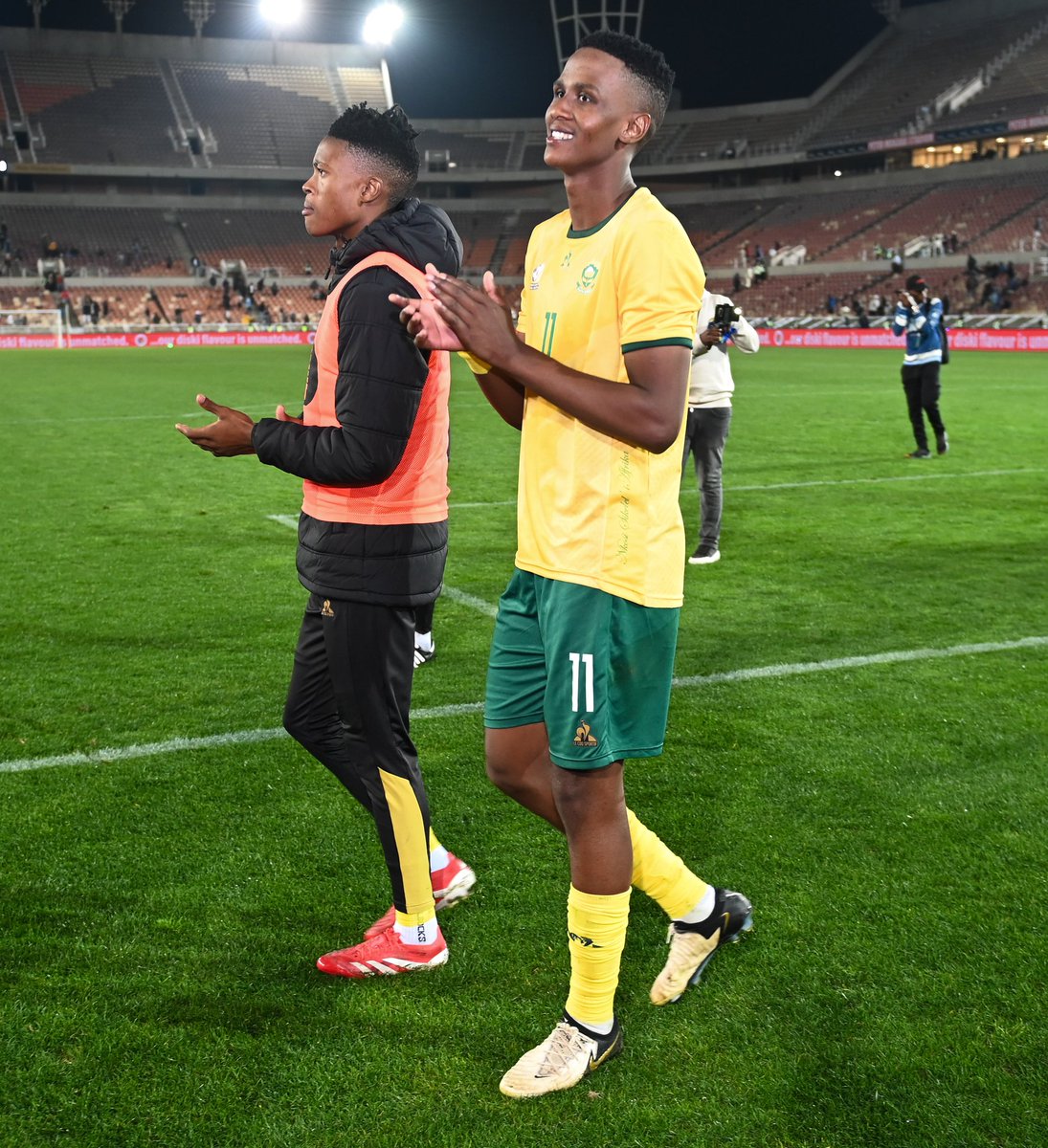 TSGALAXYFC's tweet image. What a debut! ๐ฅ Khulumani Ndamane steps onto the senior national stage and walks away with Man of the Match! ๐ฟ๐ฆ๐ซ
@aQuelle @aQuelleViV
#Siyadumuza
#TheRockets
#TSG