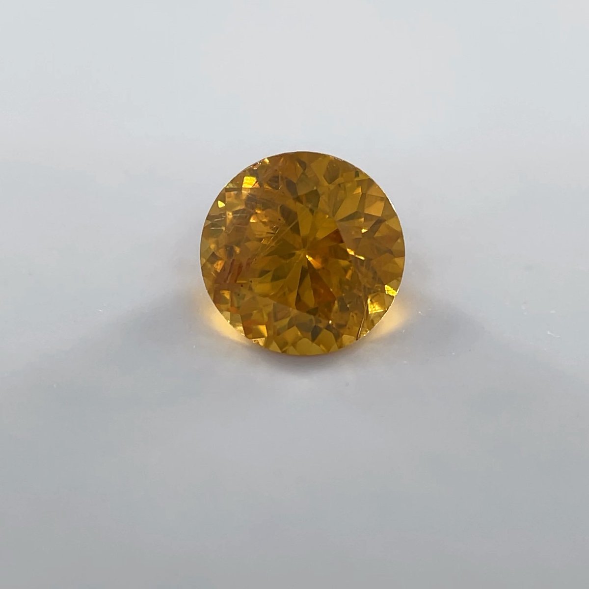 DelmiglioreJ's tweet photo. 【501100】
シェーライトルース 1.46ct
5.9mm
#シェーライト #sheelite
#カピルのお店デルミリオーレ https://t.co/L9GQorICWI