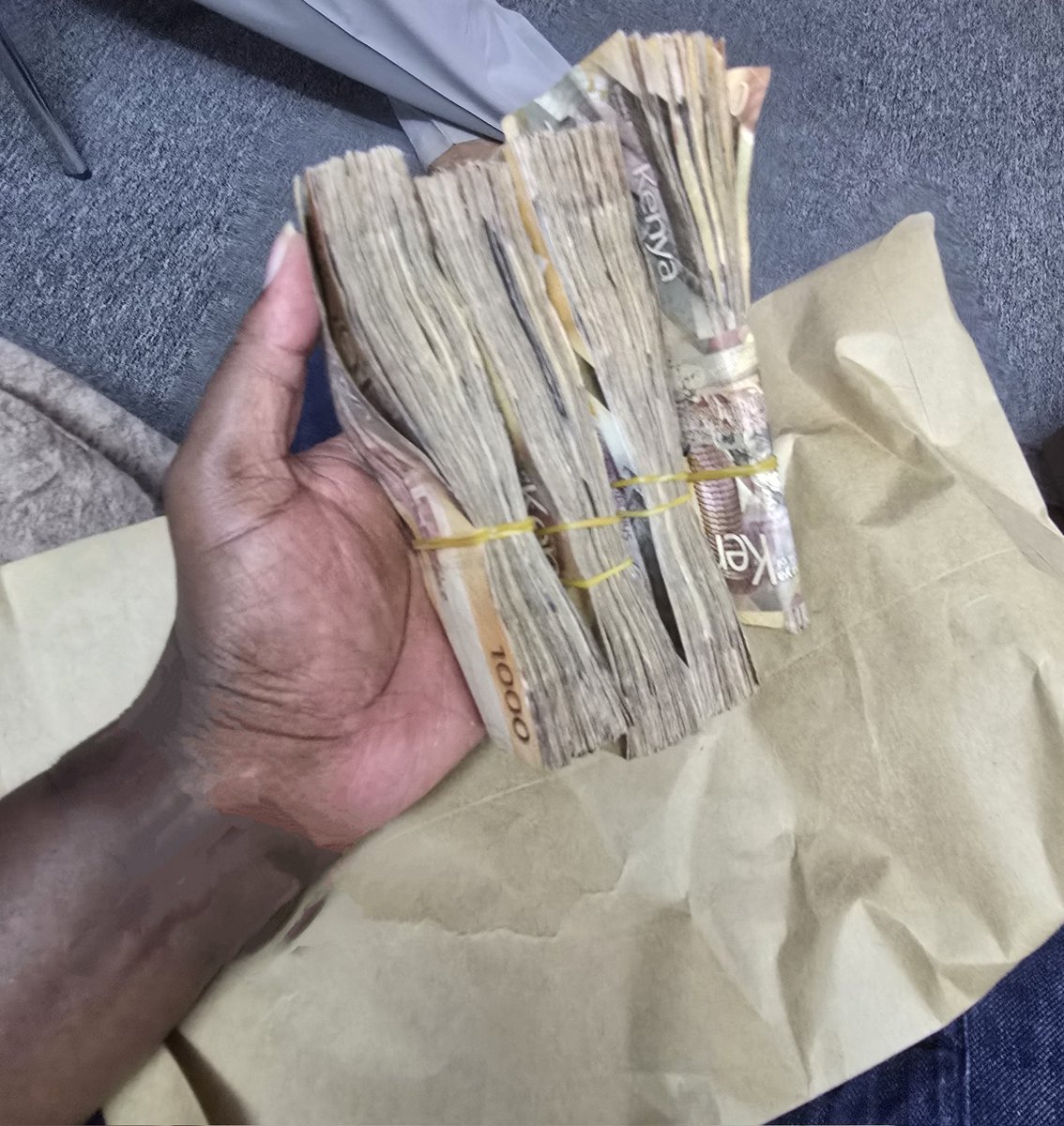 Hii mkono haikai ya billionaire wajamani, tuache kudanganyana