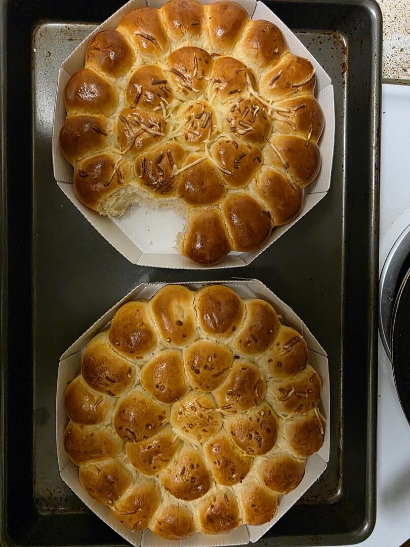 homevsfastfood's tweet image. [I ate] Cheese and garlic brioches
👉 homecookingvsfastfood.com
#CheeseLovers #GarlicBread #FoodieDelight #BrunchVibes #BakedGoods #homecooking #food #recipes #foodpic #foodie #foodlover #cooking #hungry #goodfood #homecookingvsfastfood