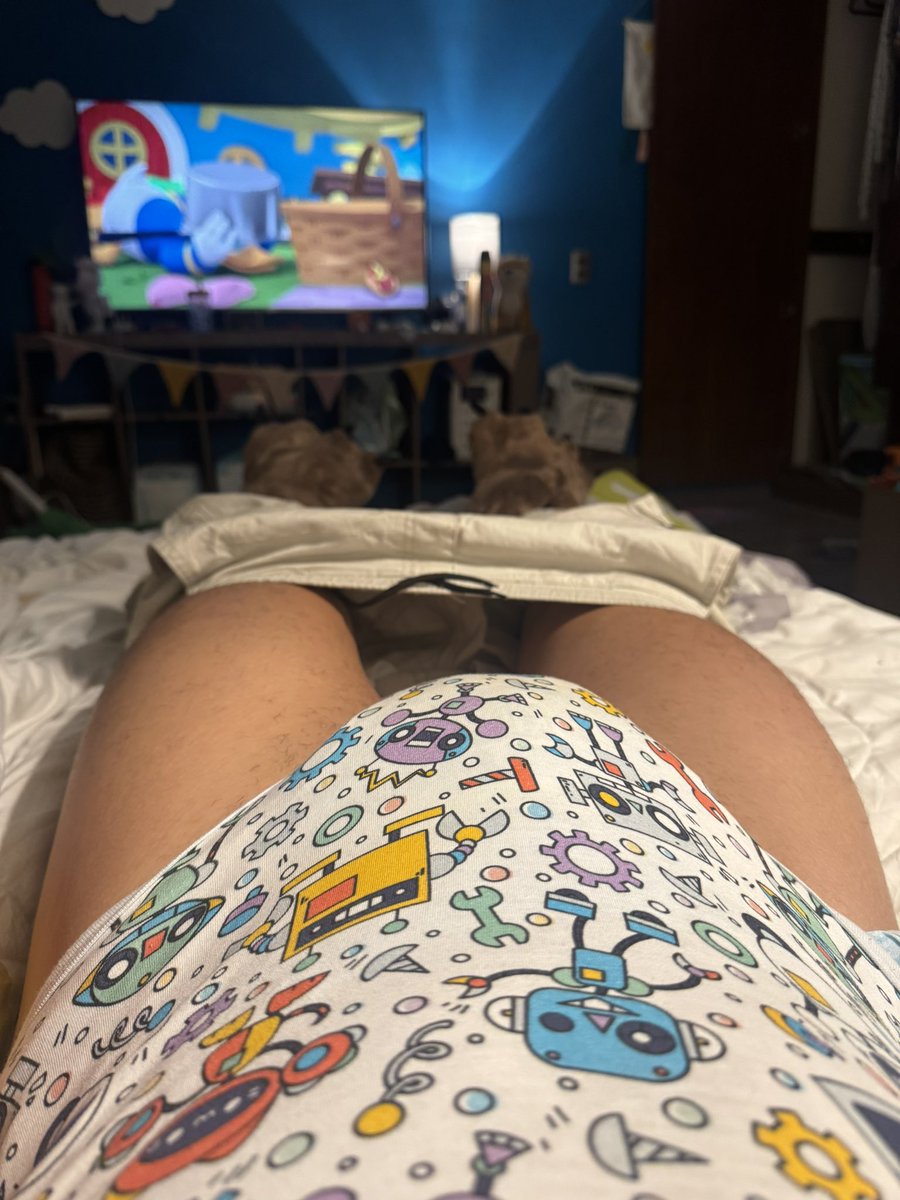 Cmon baby, be a good boy and watch Mickey while I stay in our room having fun with my new bf ☺️
There you are 😊 now I’m gonna lock you in your nursery, night night ✨