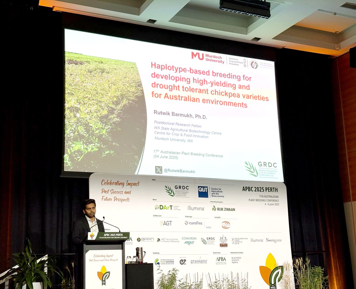 RutwikBarmukh's tweet image. It was a pleasure to attend the 17th Australasian Plant Breeding Conference &amp;amp; present our @theGRDC-funded work on developing high-yielding, #drought-tolerant #chickpeas for Australian environments! 🌱

A week full of innovation, insights, and meaningful discussions! 🙌
#APBC2025