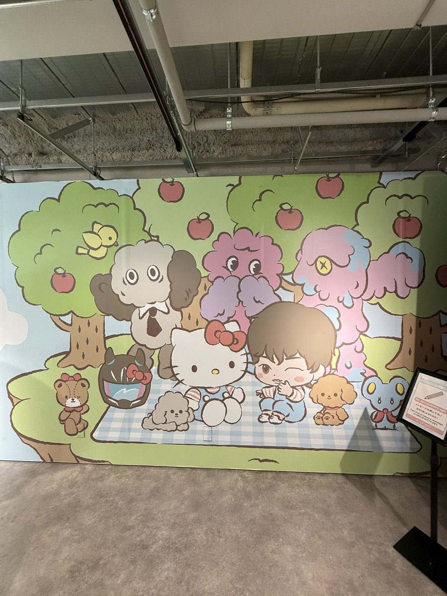miiin_tm's tweet photo. キーくんのPOPUP楽しかった〜!😭
可愛かった〜!😭
なんて可愛い世界〜!💚🩷
#KEY #키 #SHINee #HelloKitty
#Where_is_KEY_with_HELLOKITTY https://t.co/7yUdrY2omN