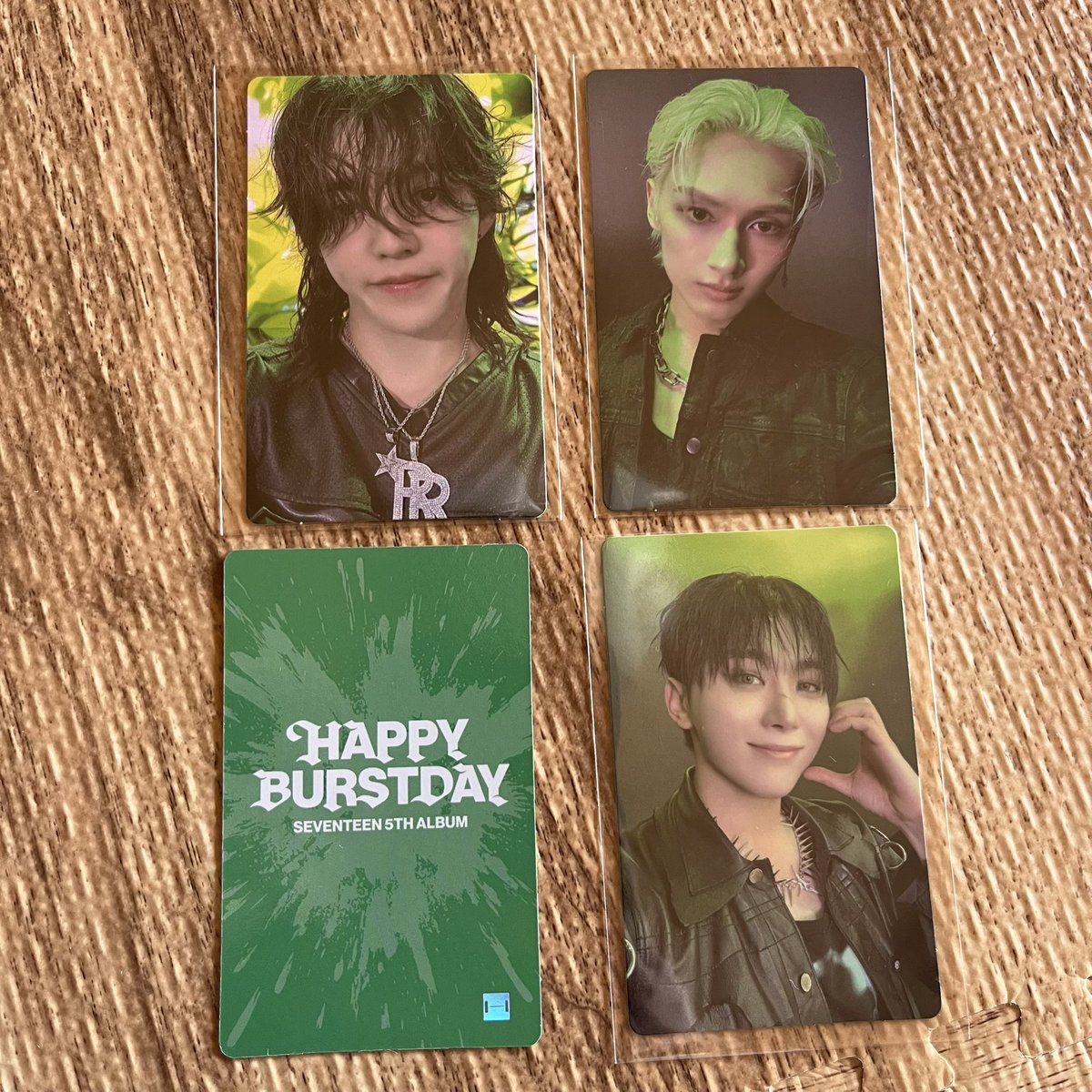 K48959139's tweet photo. seventeen セブチ　HBD HAPPY BURST DAY アルバム　トレカ　weverse global 特典　交換

譲）画像
　　エスクプス　ジュン　スングァン

求）wevers global ラキドロ　同種ミンギュ　

⭐︎郵送希望

お心当たりの方はお気軽にお声掛けください。 https://t.co/QiP7soJNUn