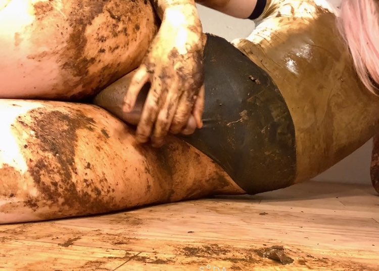 scatbook.com/posts/10543202

응가