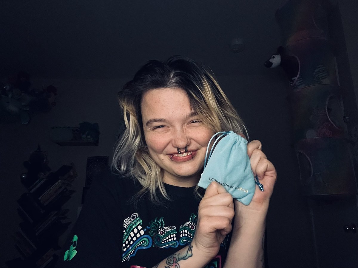 Unused thumbnail for a video but I think it’s too cute not to post somewhere